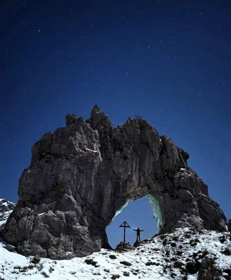 porta di prada|Porta di Prada (1653 m) dal Cainallo .